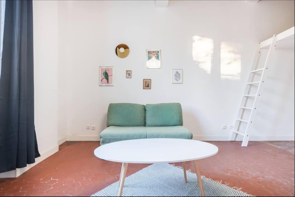 Super T2 Cosy Cours Julien 32Dam Lejlighed Marseille Eksteriør billede