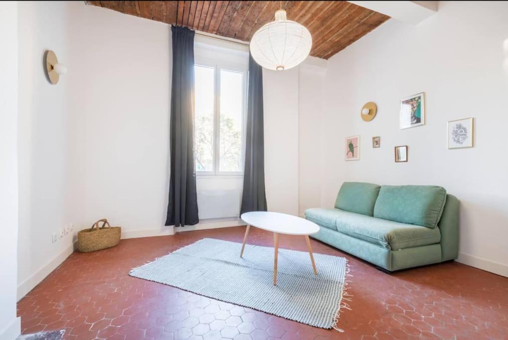 Super T2 Cosy Cours Julien 32Dam Lejlighed Marseille Eksteriør billede