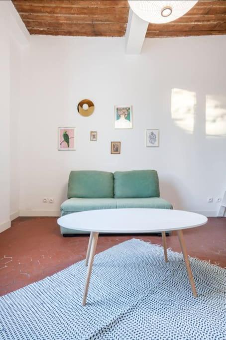 Super T2 Cosy Cours Julien 32Dam Lejlighed Marseille Eksteriør billede
